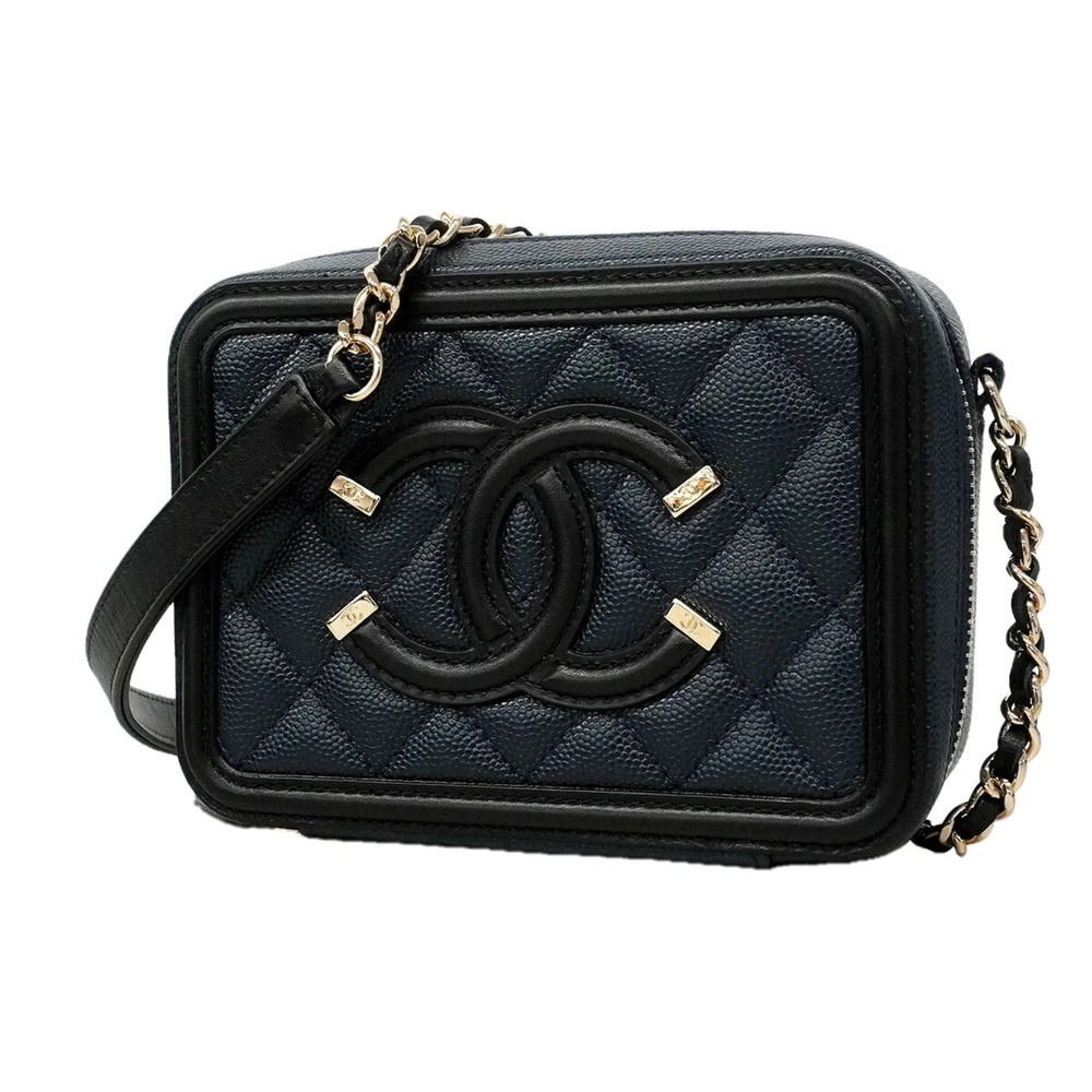 Chanel handbag/vanity bag, Matelassé chain shoulder CC filigree, caviar leath...